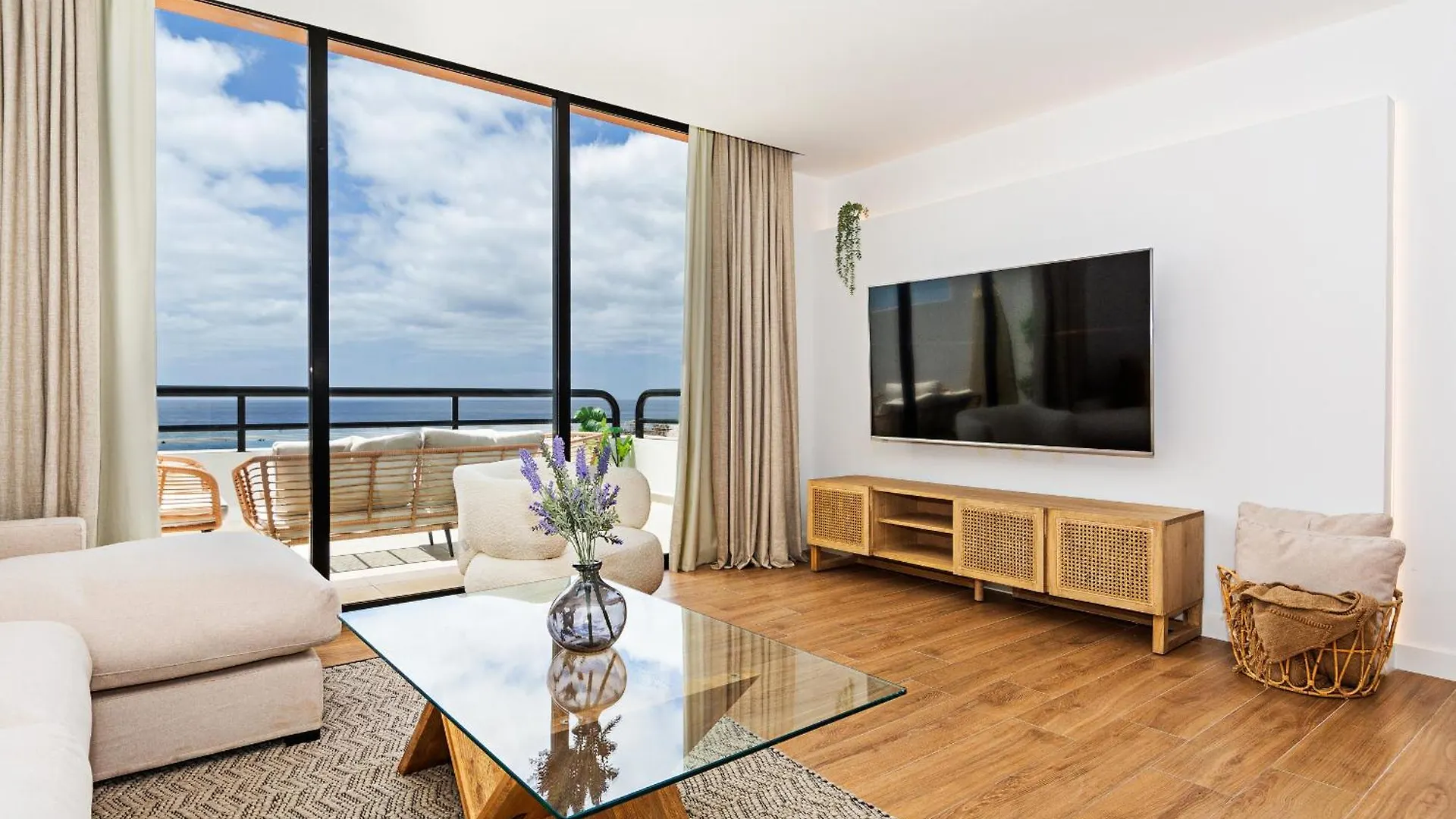 Luxury Ocean Views 2Br House - Private Parking Apartment Arrecife
