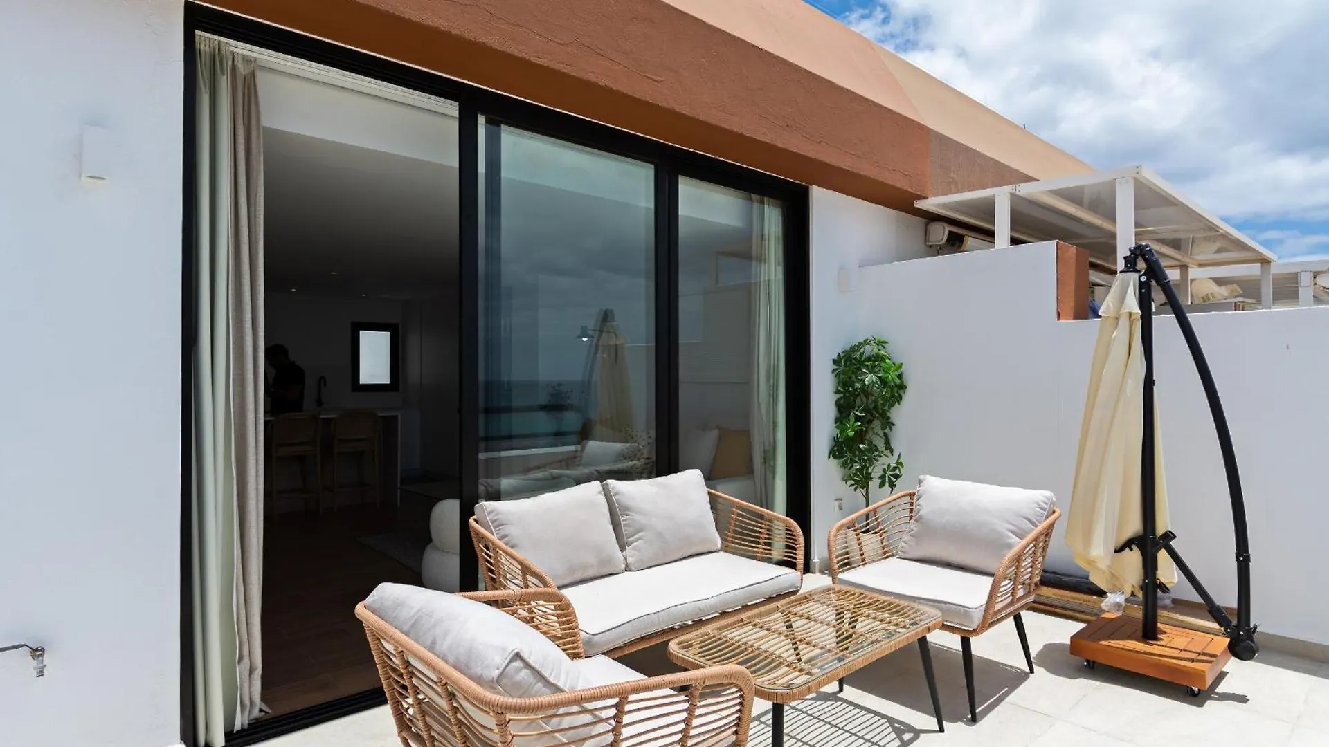 Luxury Ocean Views 2Br House - Private Parking Apartment Arrecife  Spain
